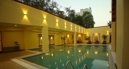 Hotel Ranavilas Palace