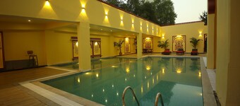 Hotel Ranavilas Palace