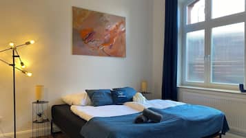 2 chambres, bureau, Wi-Fi gratuit, draps fournis