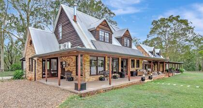 Standen Manor Horse Estate with Private Pool