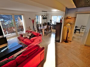 TV - Spacious apartment for 8 in central Grand-Bornand (Le Grand-Bornand)