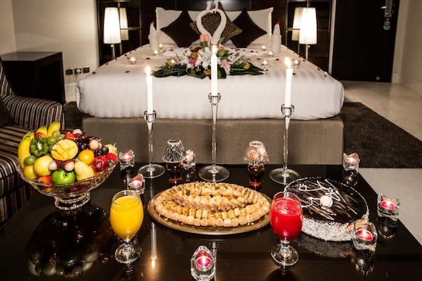 Suíte estúdio júnior, vista para a cidade | Cofres nos quartos, cortinas blackout, quartos à prova de som