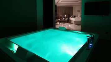 In-room safe, blackout curtains, soundproofing, iron/ironing board