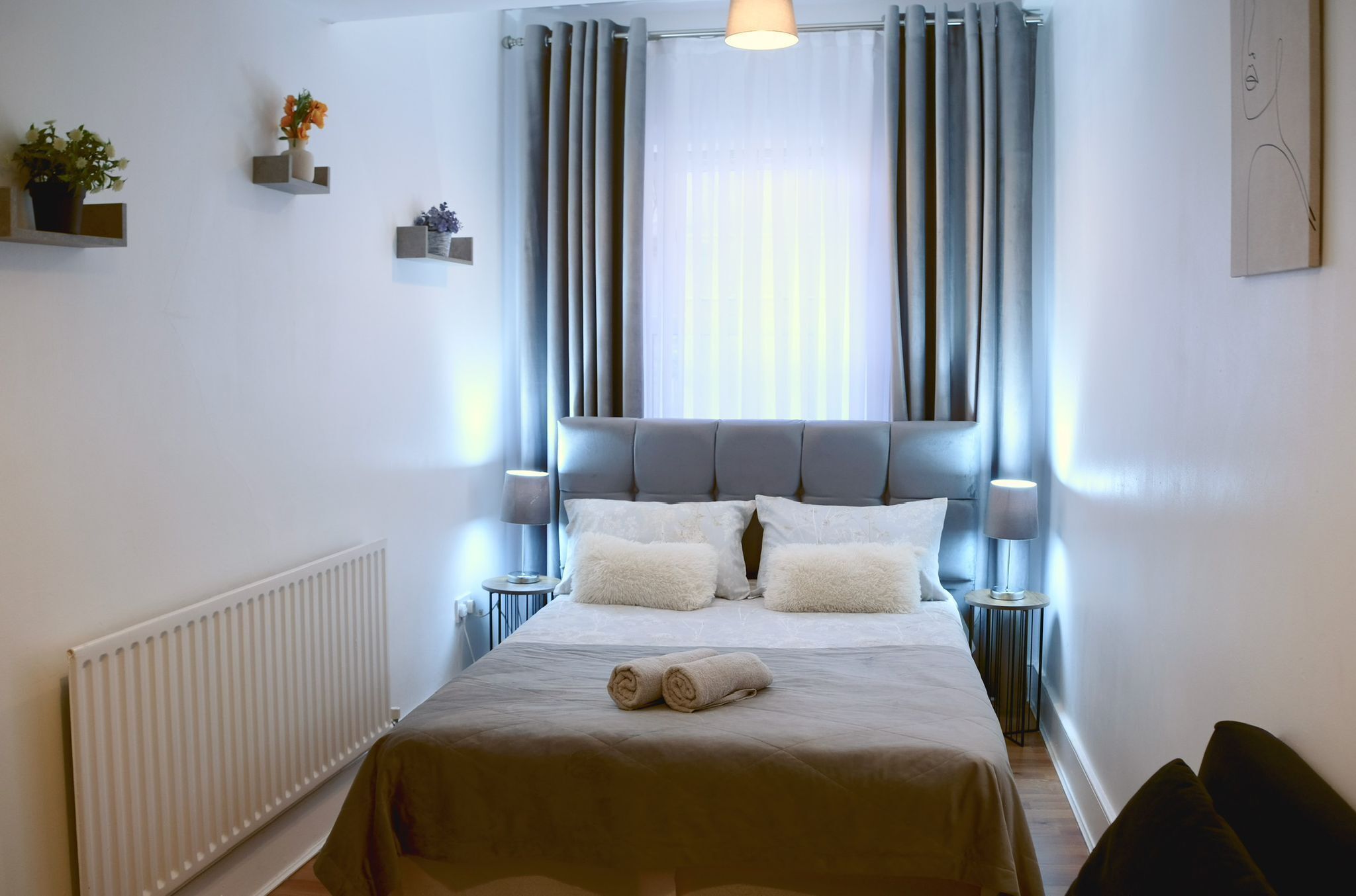 Iron/ironing board, WiFi