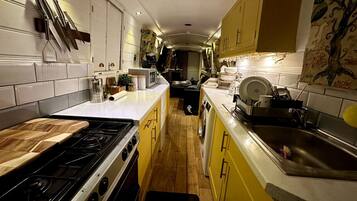 微波炉、烤箱、炉灶、茶具/咖啡用具