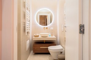 Suite de lujo, balcón | Baño