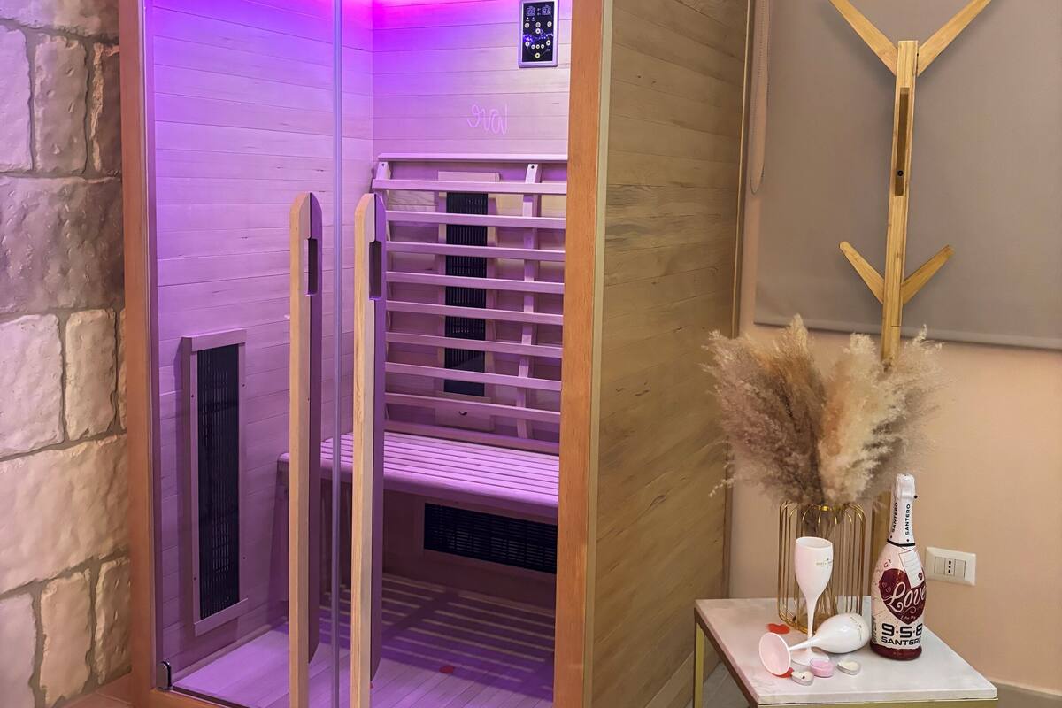 Minibar, cortinas blackout, sistema de insonorización y wifi gratis 