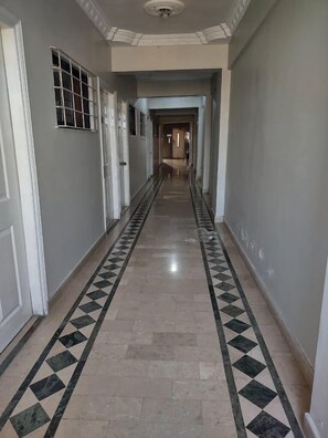 Interior - Hotel Chilton (Karachi)