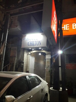 Exterior - Hotel Chilton (Karachi)