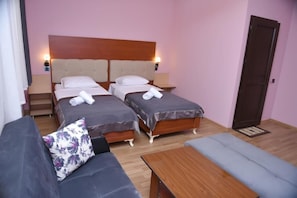 Schreibtisch, kostenloses WLAN