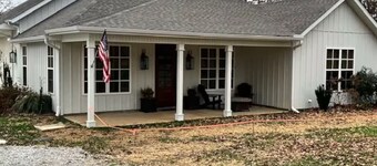 The Cottage on Double Springs