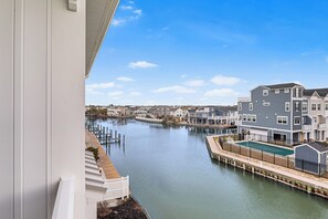 Property grounds - Beacon on the Bay (Fenwick Island)