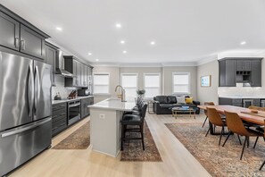 Microwave, dishwasher, coffee/tea maker - Beacon on the Bay (Fenwick Island)