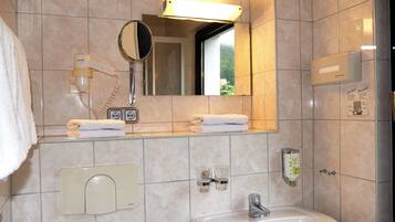 Single Room | Bathroom