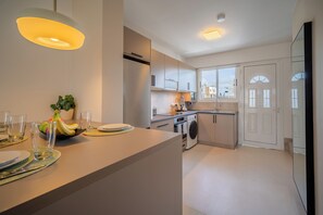 Coffee/tea maker, fridge, microwave, oven - Designer maisonette 2 bedrooms • Terrace - Barbecue table - Fitness area (Chlorakas)