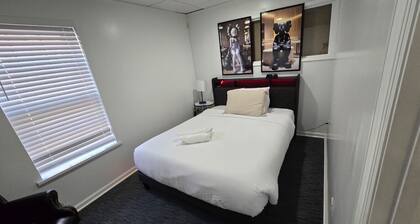 Wonderful 3-bedroom apartment with AC in welcoming Bridgeport