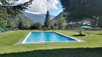 House | Pool | Outdoor pool