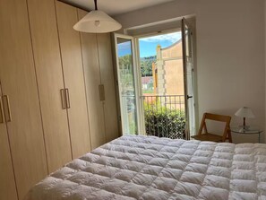 Iron/ironing board - VACATION HOME, ELBA ISLAND PORTO AZZURRO (Porto Azzurro)