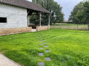Property grounds - Superb barn conversion in the Périgord region, close to many tourist attractions (Le Bugue)