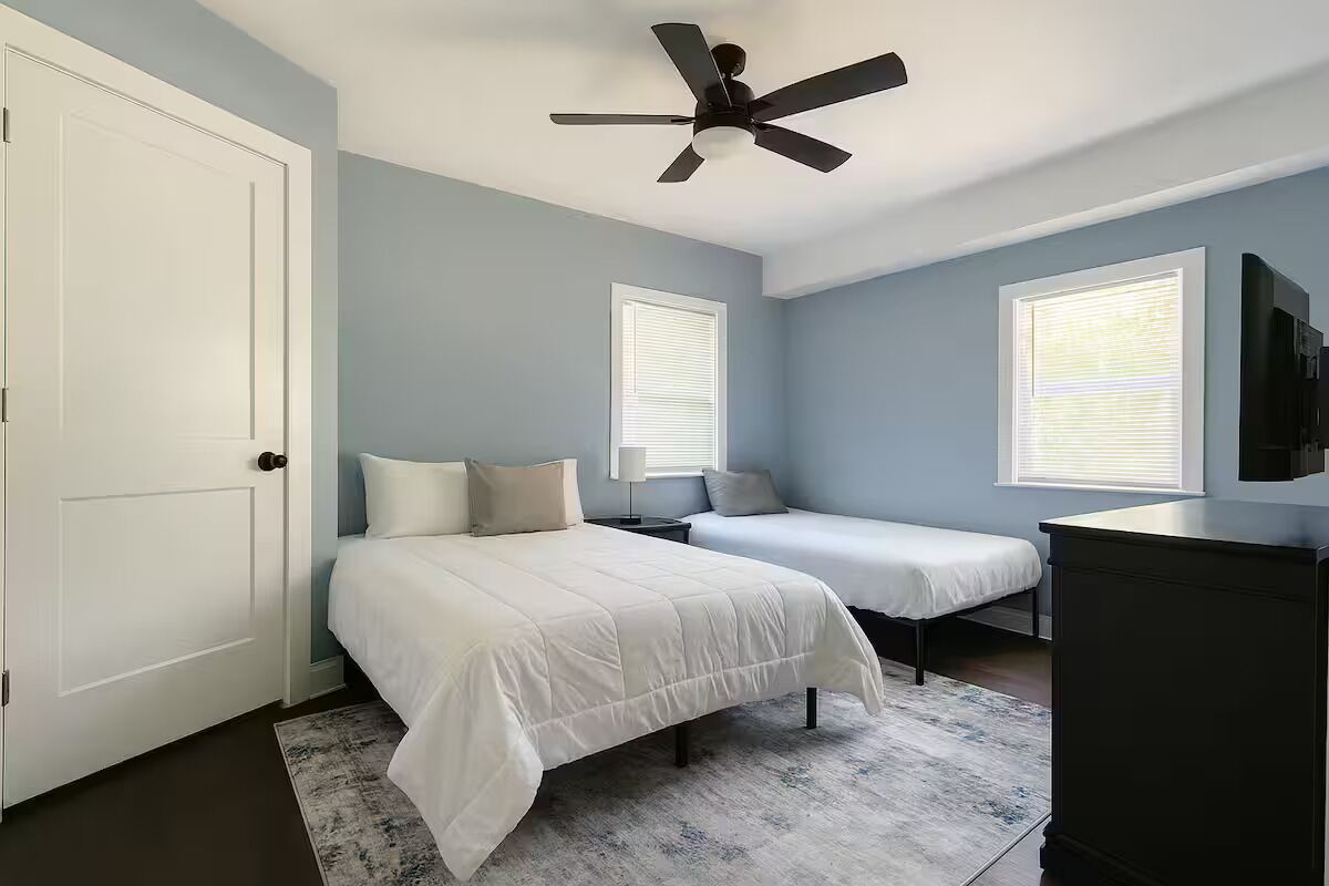 2 dormitorios, tabla de planchar con plancha, wifi y ropa de cama