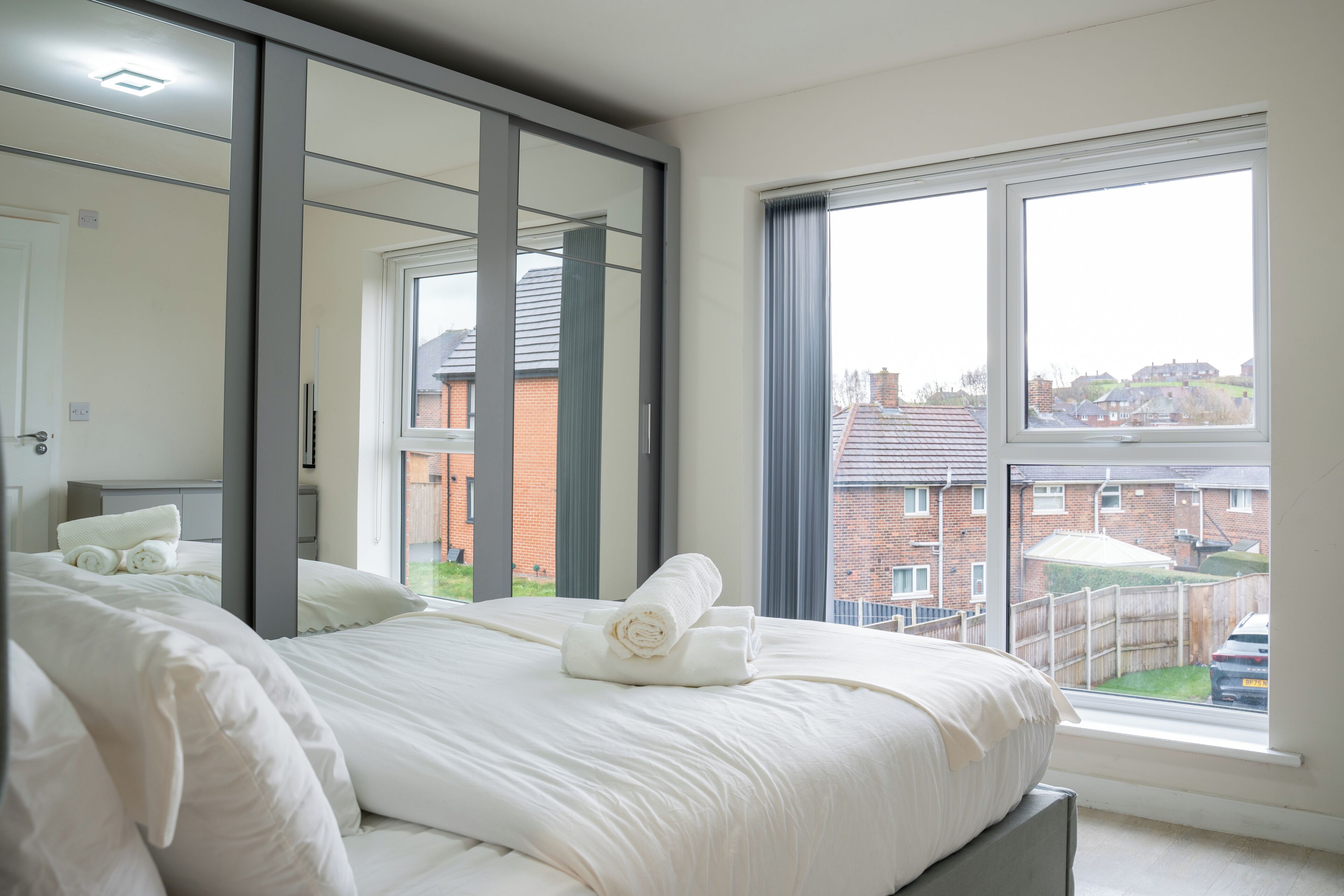 3 chambres, fer et planche à repasser, Wi-Fi gratuit, draps fournis