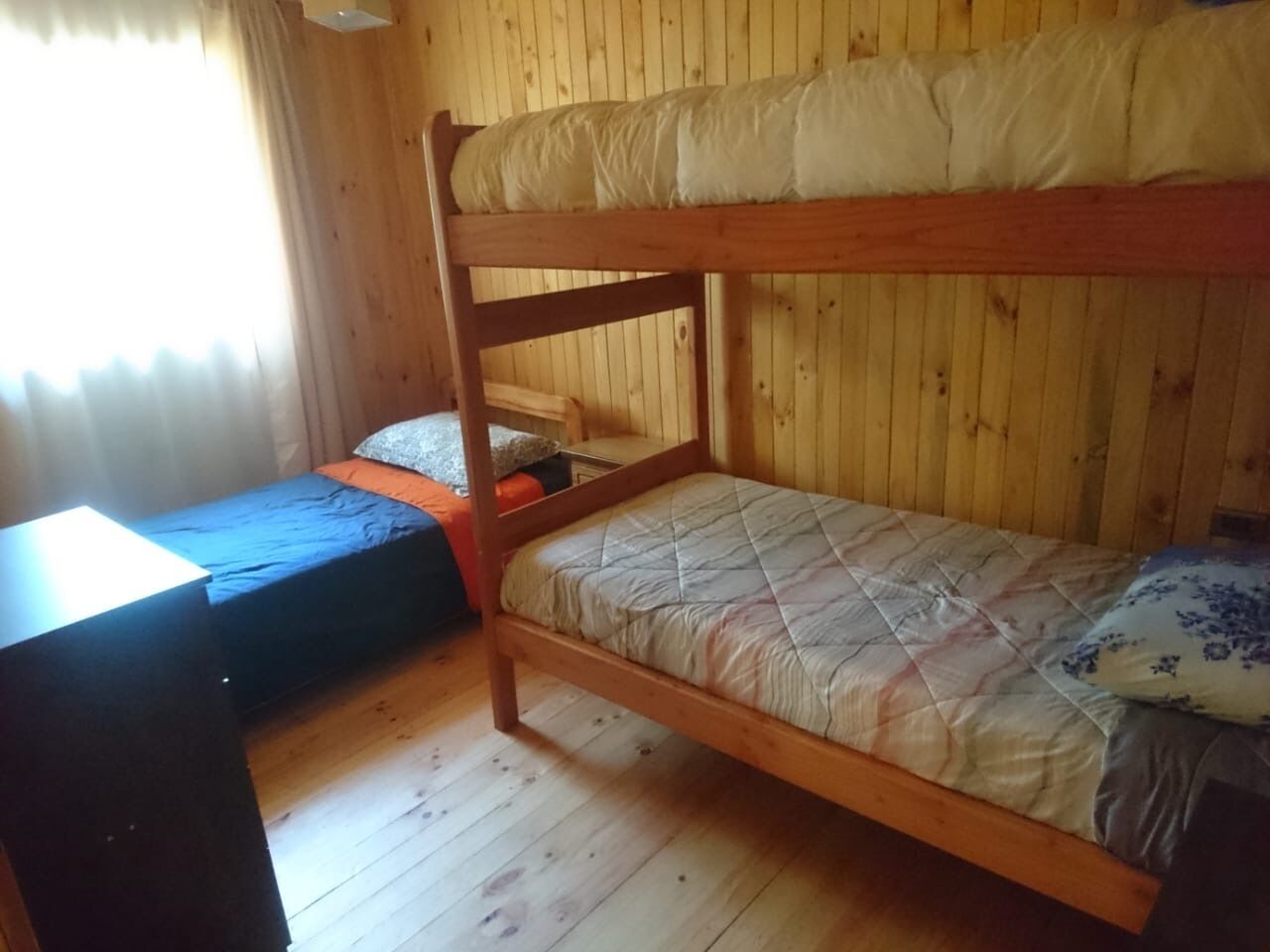 2 habitaciones, ropa de cama y acceso para silla de ruedas 
