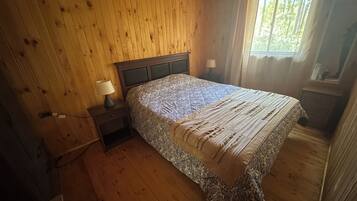 2 bedrooms, bed sheets, wheelchair access