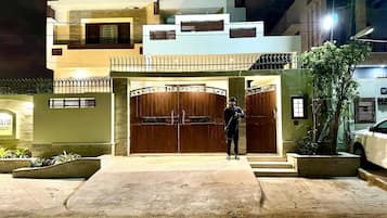 Voorkant van accommodatie