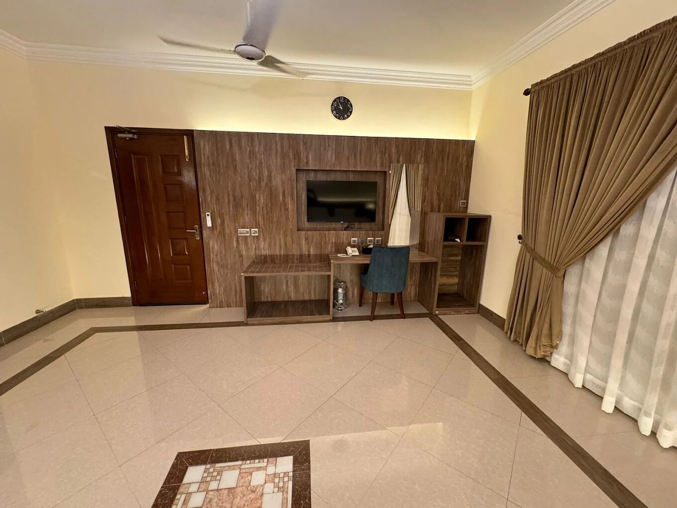 Doppia Deluxe, vista città | Area soggiorno