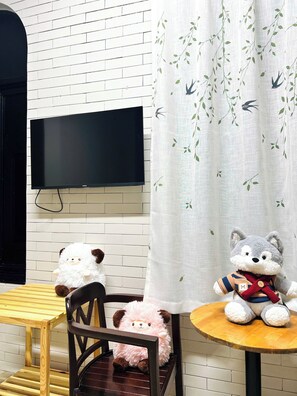 Phòng đơn phong c ách cổ điển | Truy cập Internet không dây miễn phí 