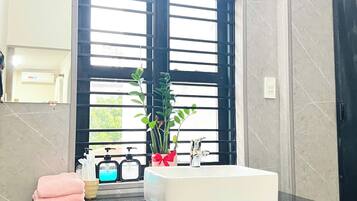 Classic Double Room Single Use | Free WiFi