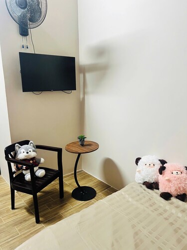 ConiHouse III Thong Dong