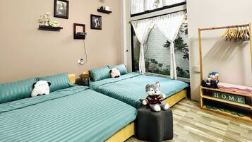Family Double Room | Free WiFi