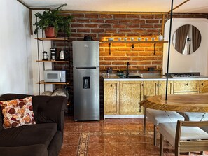 Interior - Artisanal Amazonian Suite, A Natural Refuge in Puyo (Puyo)