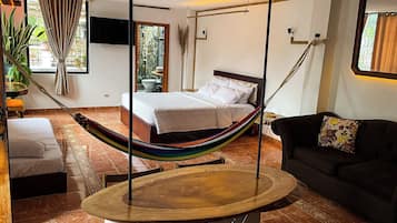 1 bedroom, desk, free WiFi