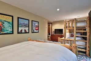 3 habitaciones, wifi gratis y ropa de cama