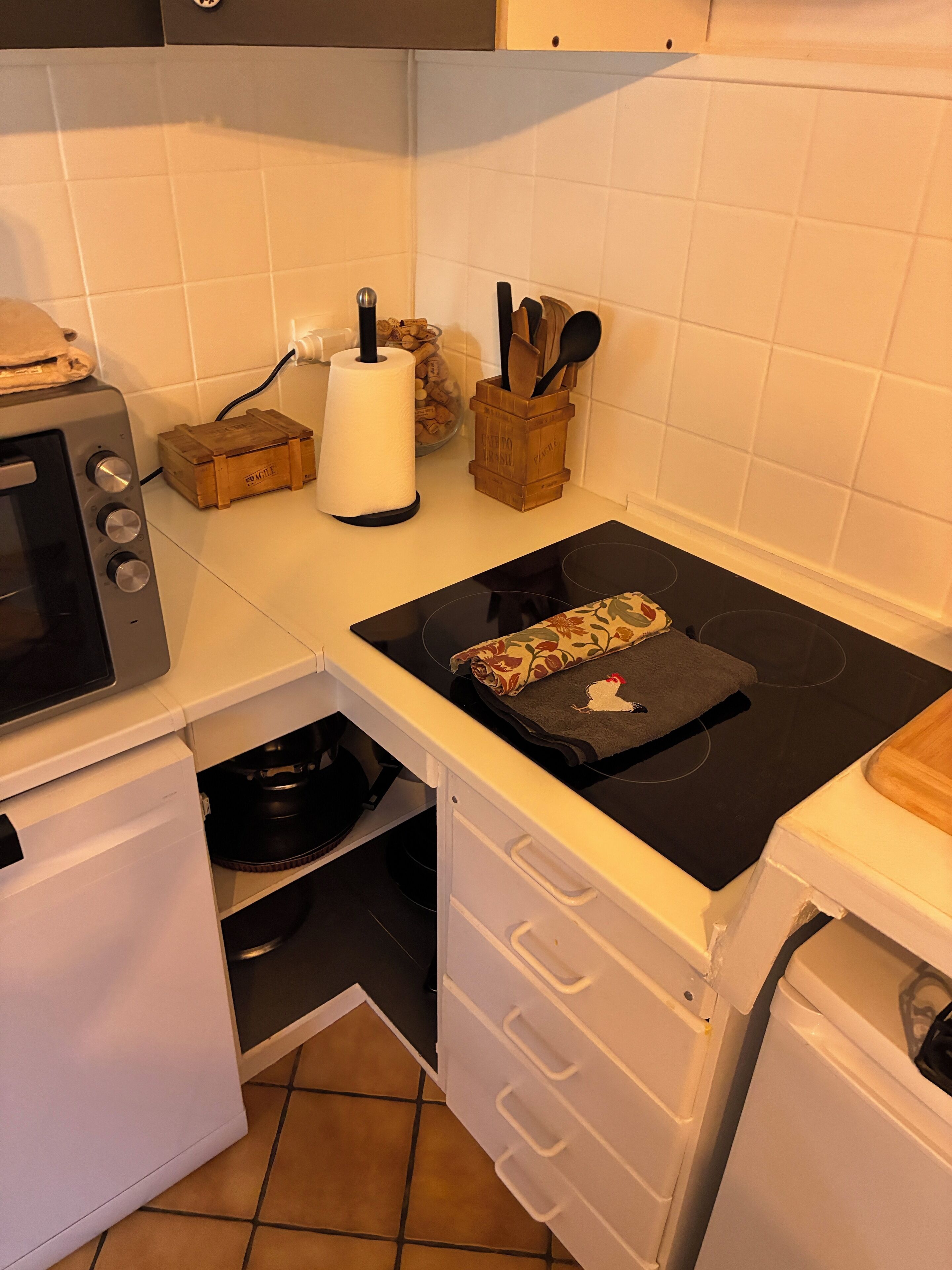 Microwave, oven, stovetop, dishwasher