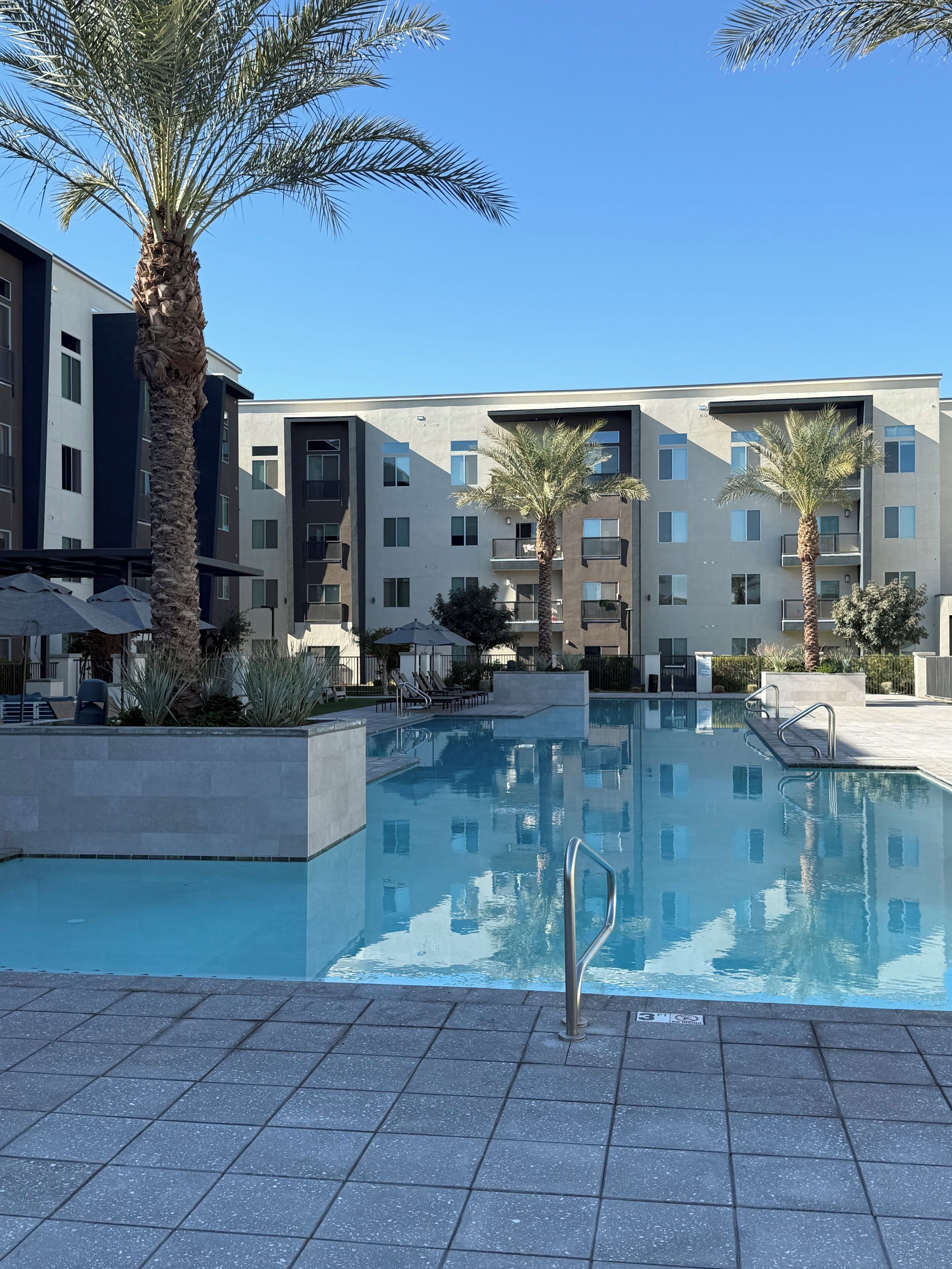 Piscine extérieure, piscine chauffée