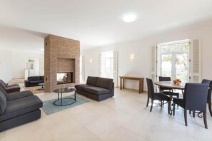 Interior - Luxury Countryside | Villa Ataboeira (Guia)