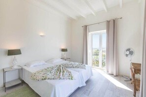 8 bedrooms, in-room safe, iron/ironing board, WiFi - Luxury Countryside | Villa Ataboeira (Guia)