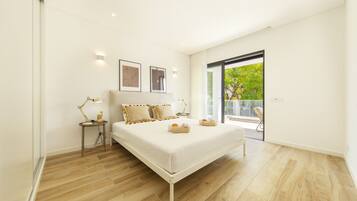 4 Schlafzimmer, Bügeleisen/Bügelbrett, kostenloses WLAN, Bettwäsche