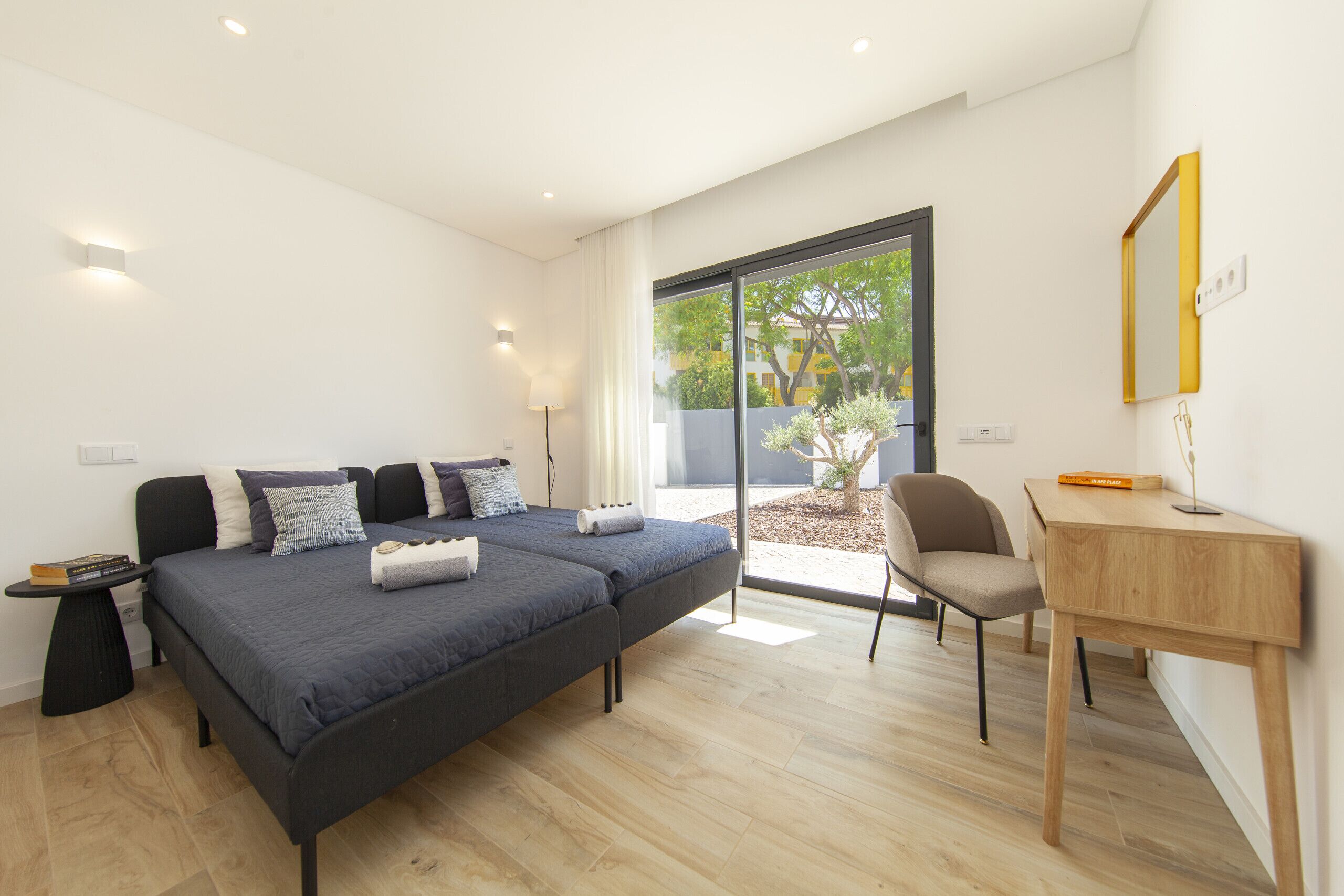 4 Schlafzimmer, Bügeleisen/Bügelbrett, kostenloses WLAN, Bettwäsche