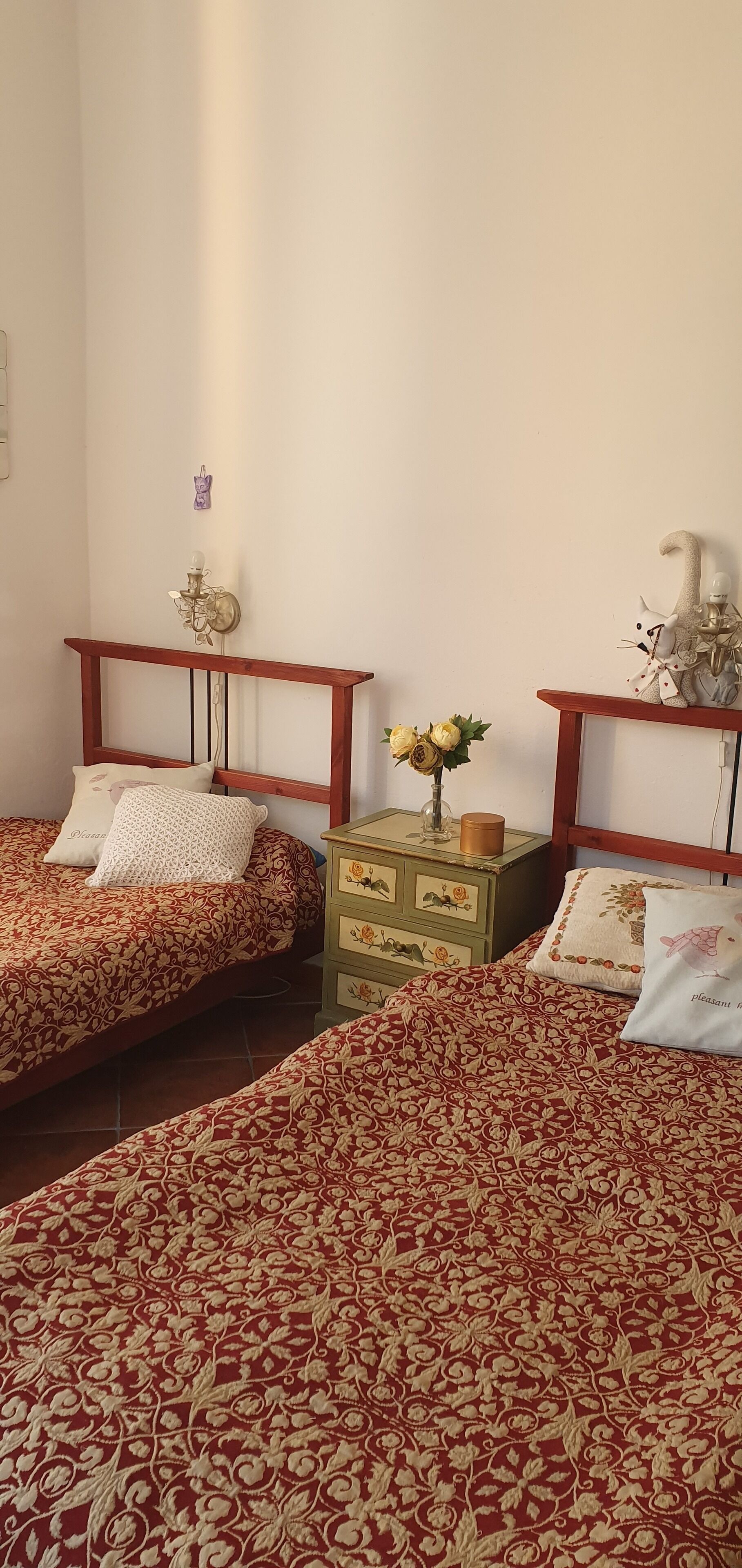 2 Schlafzimmer, Bügeleisen/Bügelbrett, Bettwäsche