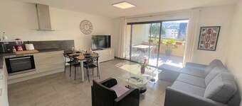 Appartement à Porticcio, 3 pièces pour 6 pers. à 300m des plages. Tout équipé.