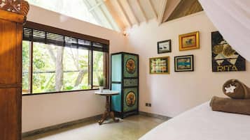 Bügeleisen/Bügelbrett, WLAN, Bettwäsche