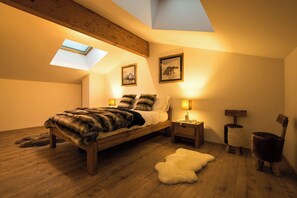 Iron/ironing board, WiFi, bed sheets - Chic mountain ski penthouse with panoramic views (Châtel)