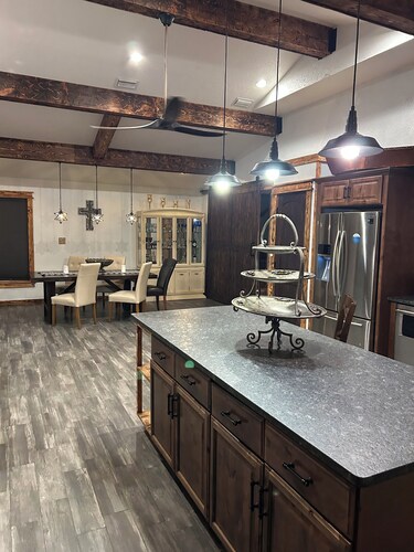 Spacious 5-bedroom house in lovely Ponce de Leon with AC