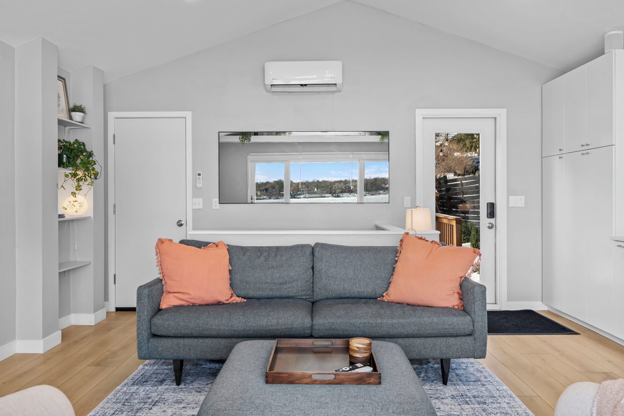 Cozy Lake Retreat W/ Private Dock In Arden Hills! - Saint Paul, MN