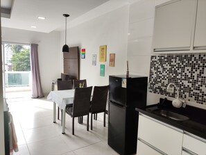 Unclassified image, 2 of 27, button - Entire apartment, cozy and well located. (São Vicente)