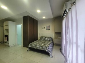 Free WiFi, bed sheets - Entire apartment, cozy and well located. (São Vicente)